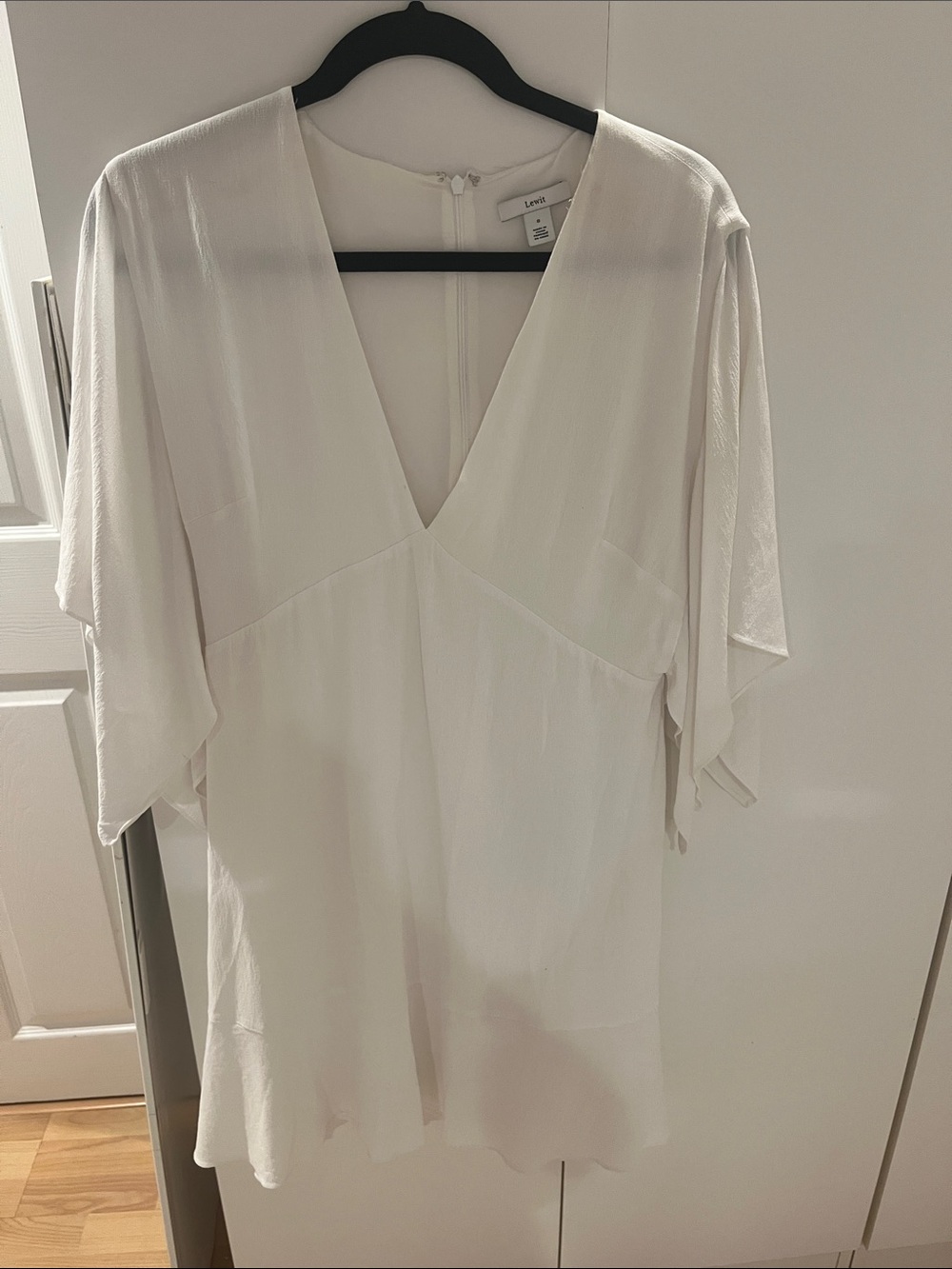 Lewit Cream V-Neck Flutter Sleeve Tunic